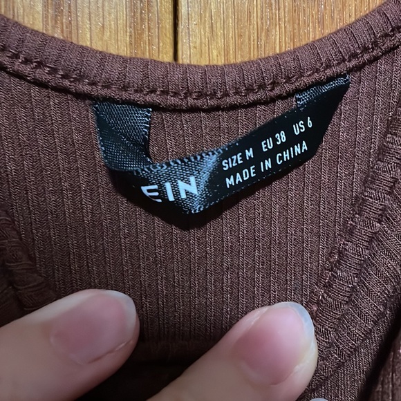 Brand New * Shein body suit with snap close - Picture 3 of 3